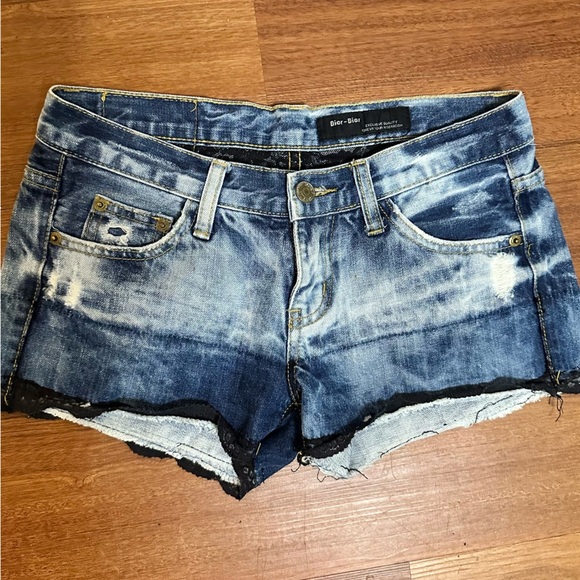 Dior-Dior Outlet Hemmed Blue Denim Distressed Low Waisted Women's Shorts - Picture 2 of 11